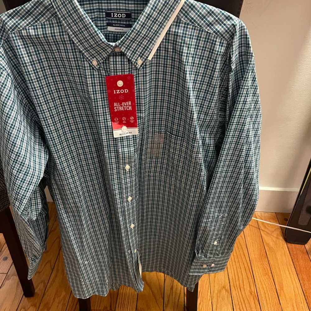 Izod All-Over Stretch Regular Fit Dress Shirt